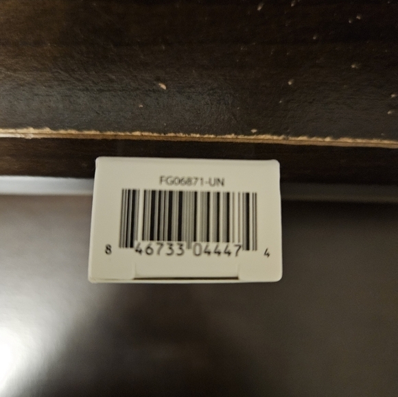 TARTE SEA Hydrocealer Concealer in 32N Medium Neutral (NIB) - Picture 5 of 6